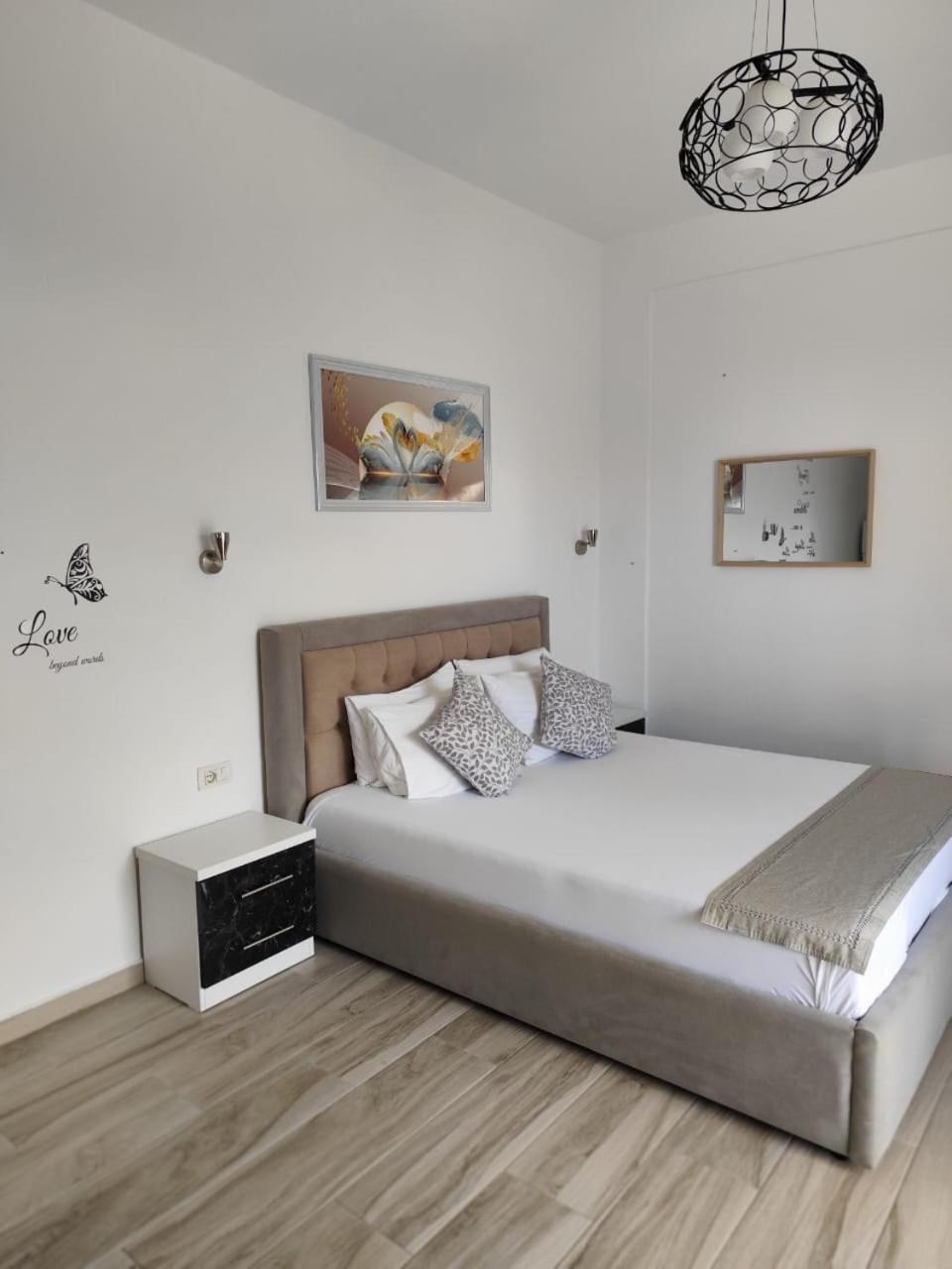 קסאמיל M&J Home מראה חיצוני תמונה